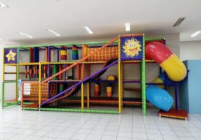 Brinquedão para Clubes: Atração Imperdível para Diversão Infantil com Bella Brink Brinquedos